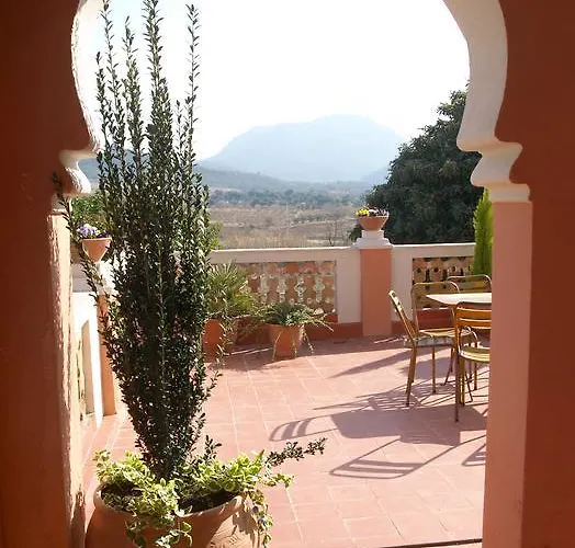 مزرعة للإقامة Mas Figueres *